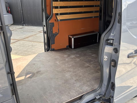 Renault Trafic 2.0 dCi 170PK L2H1 Luxe | LED | LMV | 2x Schuifdeur | R-Link | Carplay