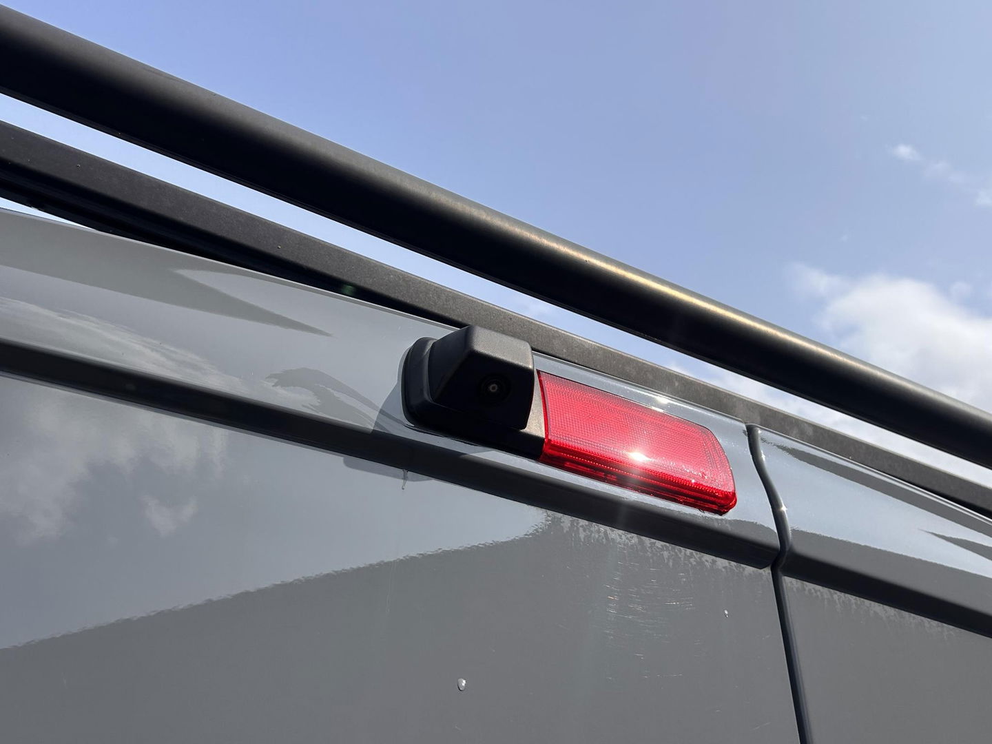 Renault Trafic 2.0 dCi 170PK L2H1 Luxe | LED | LMV | 2x Schuifdeur | R-Link | Carplay