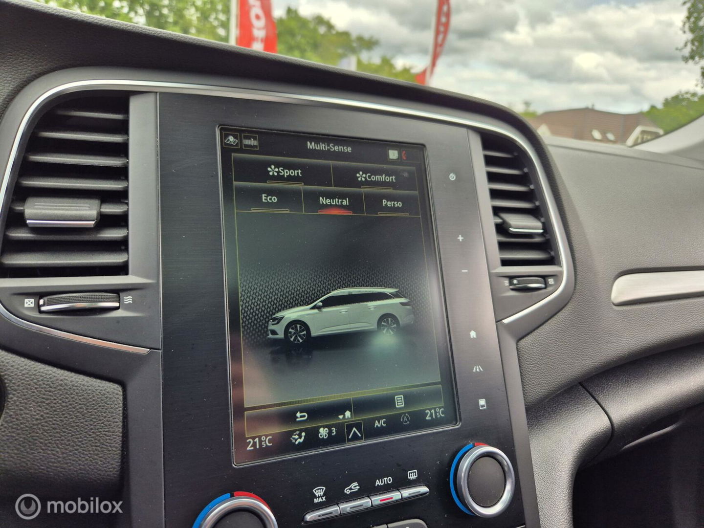 Renault Mégane Estate 1.3 TCe (160 PK) Bose, Automaat, Pano