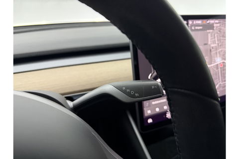 Tesla Model 3 Long Range AWD 75 kWh 360Camera 351PK Autopilot Pano Memory LED Cruise Clima 19"LMV Navi PDC Stoelverwarming