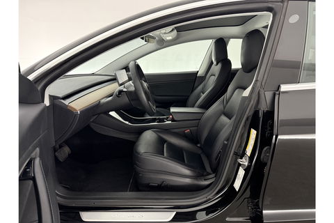 Tesla Model 3 Long Range AWD 75 kWh 360Camera 351PK Autopilot Pano Memory LED Cruise Clima 19"LMV Navi PDC Stoelverwarming