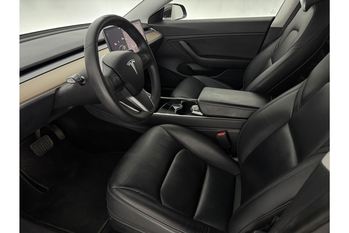 Tesla Model 3 Long Range AWD 75 kWh 360Camera 351PK Autopilot Pano Memory LED Cruise Clima 19"LMV Navi PDC Stoelverwarming