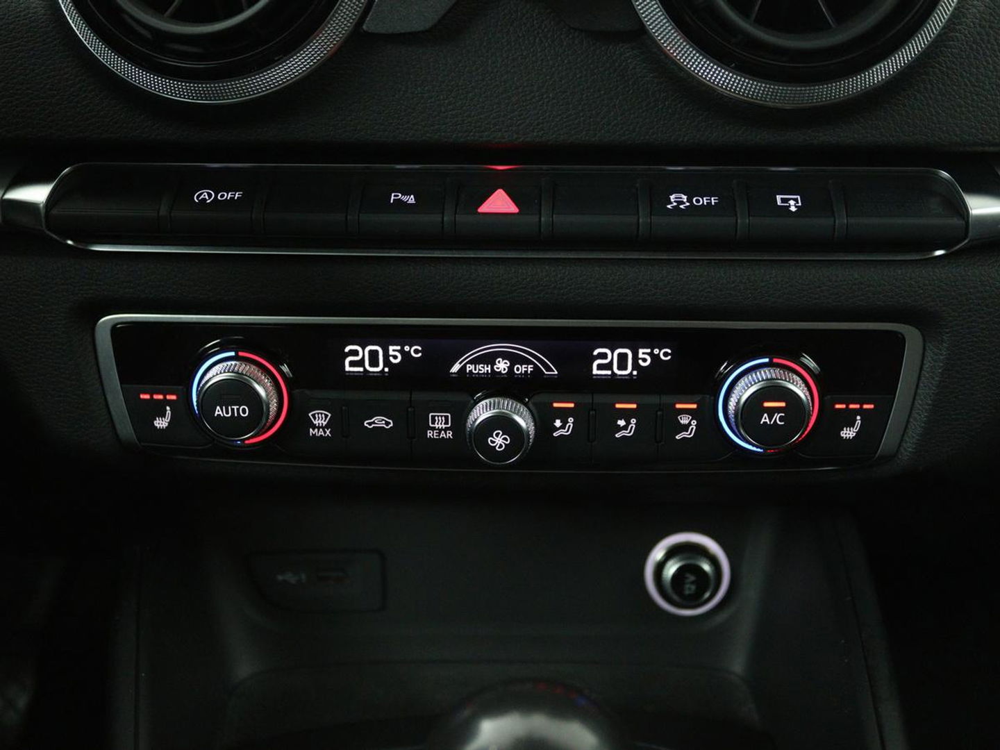 Audi A3 1.4 TFSI Pro Line Plus | Stoelverwarming | Virtual Cockpit | Trekhaak | Navigatie | Full LED | Climate control | Cruise control