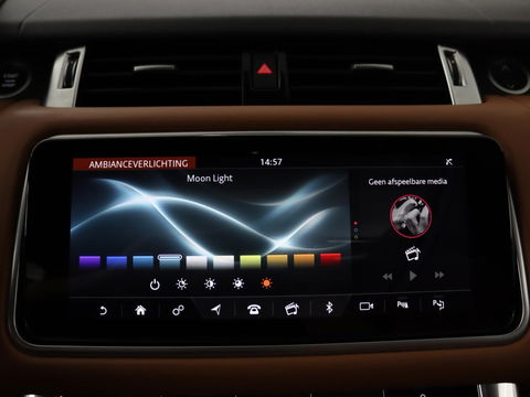 Land Rover Range Rover Sport 3.0 SDV6 HSE Dynamic | Panoramadak | Stoelventilatie | Head-Up | 360 camera | Meridian Sound | Carplay | Matrix LED | Keyless | Stuurverwarming | Dodehoek detectie | Navigatie