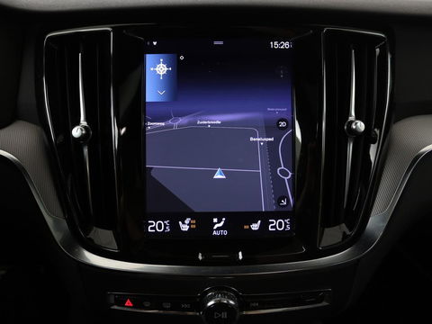 Volvo V60 2.0 T6 Recharge AWD R Design | Panoramadak | Trekhaak | Stoel & stuurverwarming | Carplay | Navigatie | Full LED