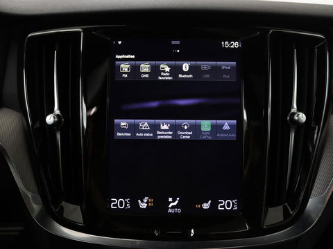 Volvo V60 2.0 T6 Recharge AWD R Design | Panoramadak | Trekhaak | Stoel & stuurverwarming | Carplay | Navigatie | Full LED