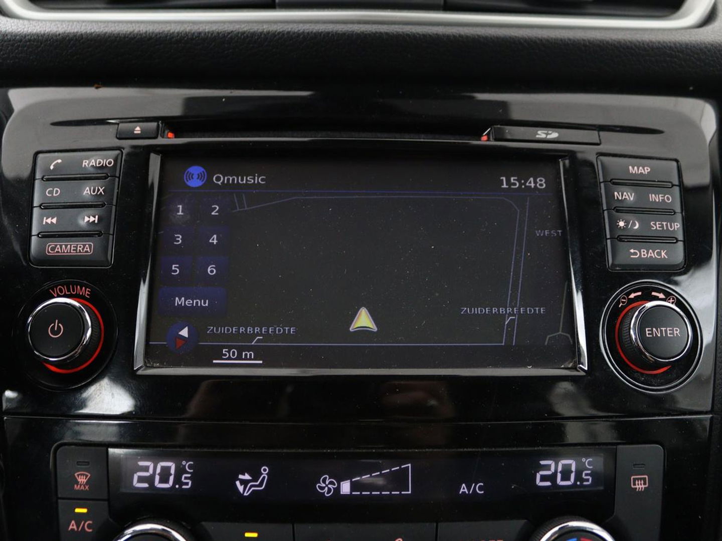 Nissan QASHQAI 1.2 Acenta | Stoelverwarming | Trekhaak | Camera | Navigatie | Climate control | Cruise control | Bluetooth
