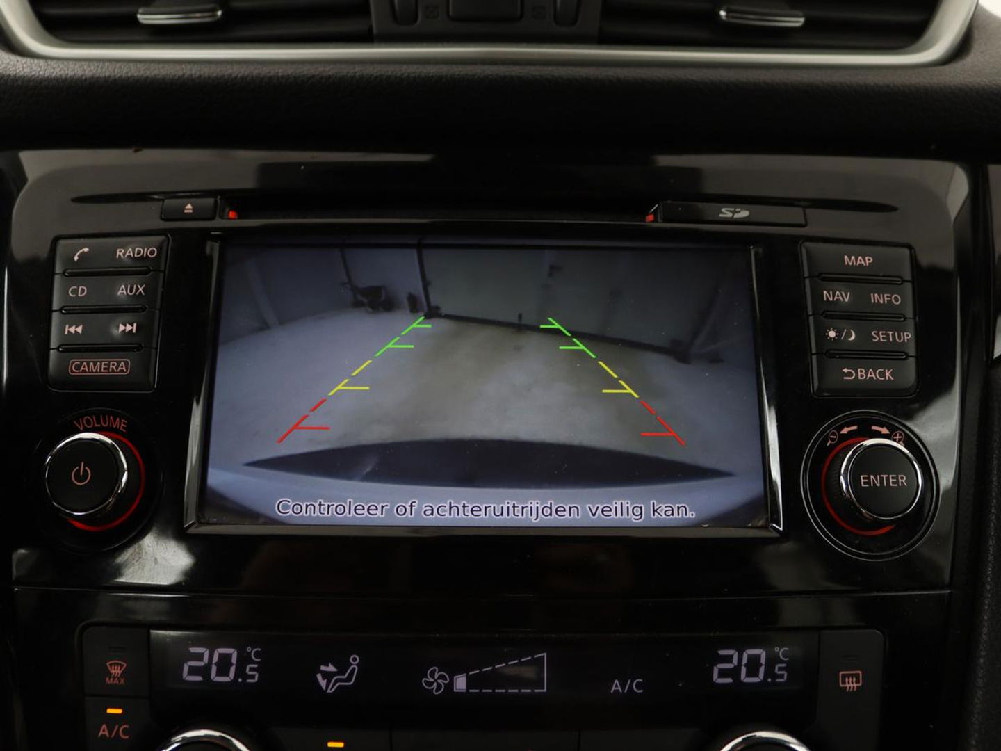Nissan QASHQAI 1.2 Acenta | Stoelverwarming | Trekhaak | Camera | Navigatie | Climate control | Cruise control | Bluetooth