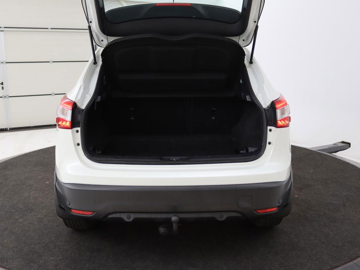 Nissan QASHQAI 1.2 Acenta | Stoelverwarming | Trekhaak | Camera | Navigatie | Climate control | Cruise control | Bluetooth