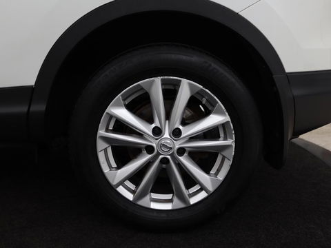 Nissan QASHQAI 1.2 Acenta | Stoelverwarming | Trekhaak | Camera | Navigatie | Climate control | Cruise control | Bluetooth
