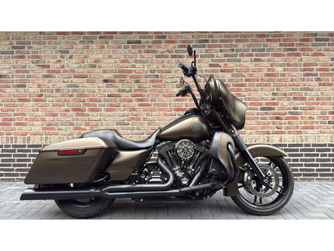 Harley Davidson 103 FLHXS Street Glide Streetglide