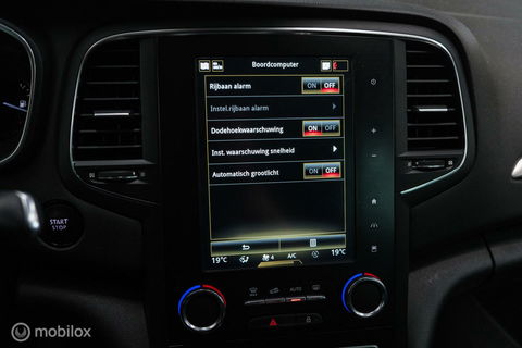 Renault Mégane Estate 1.3 TCe Limited | Trekhaak | Camera | LED | NL auto NAP | Rijklaarprijs |
