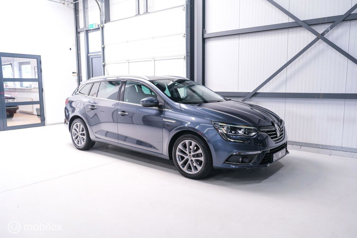 Renault Mégane Estate 1.3 TCe Limited | Trekhaak | Camera | LED | NL auto NAP | Rijklaarprijs |