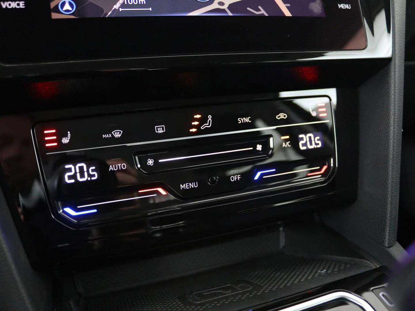 Volkswagen Passat 1.4 TSI PHEV GTE | Stoelverwarming | Camera | Adaptive cruise | Matrix LED | Massage | Carplay | Navigatie | Side Assist