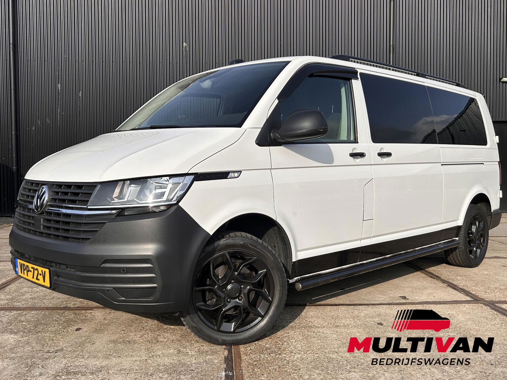 Volkswagen Transporter 2.0TDI L2H1 | 2x Schuifdeur | 18 inch LMV | Stoelverwarming
