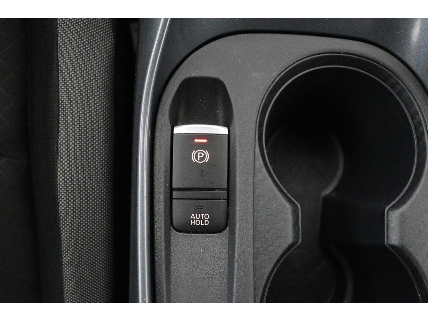 Nissan Juke 1.0 DIG-T N-Connecta | Carplay | Camera | Full LED | Keyless | Climate control | Cruise control
