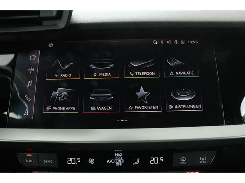 Audi A3 Sportback 30 TFSI Business edition | Adaptive Cruise | Stoelverwarming | Trekhaak | Carplay | Full LED | PDC | Navigatie