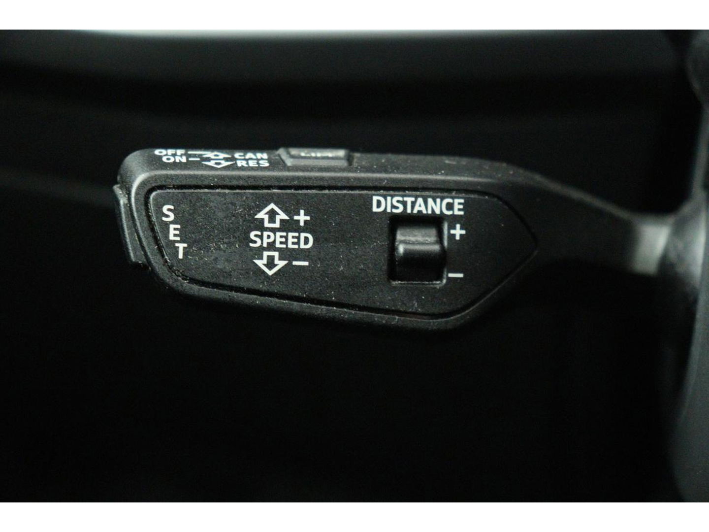 Audi A3 Sportback 30 TFSI Business edition | Adaptive Cruise | Stoelverwarming | Trekhaak | Carplay | Full LED | PDC | Navigatie