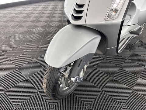 Vespa Bromscooter Elletrica
