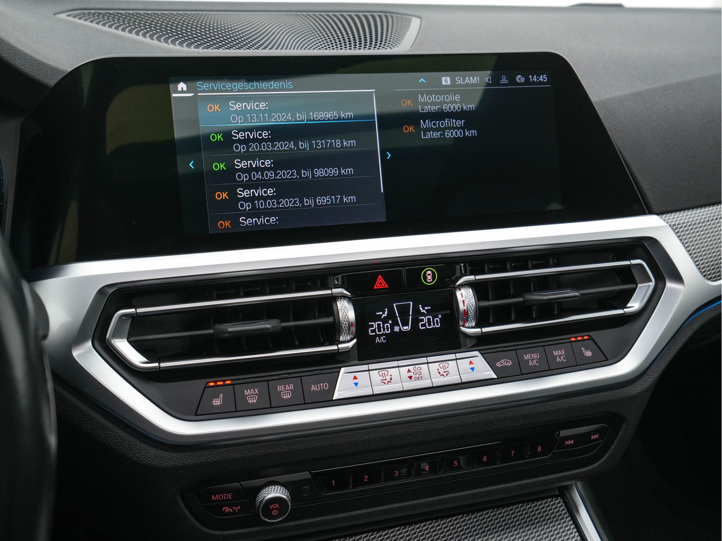 BMW 3 Serie Touring 330e Business Edition Plus M-Sportpack (INCL-BTW) *PANO | VERNASCA-FULL-LEATHER | HEAD-UP | FULL-LED | DIGI-COCKPIT | NAVI-FULLMAP | HEATED-SPORTSEATS | HIFI-SOUND | CAMERA | AMBIENT-LIGHT | TOWBAR | 19''ALU*