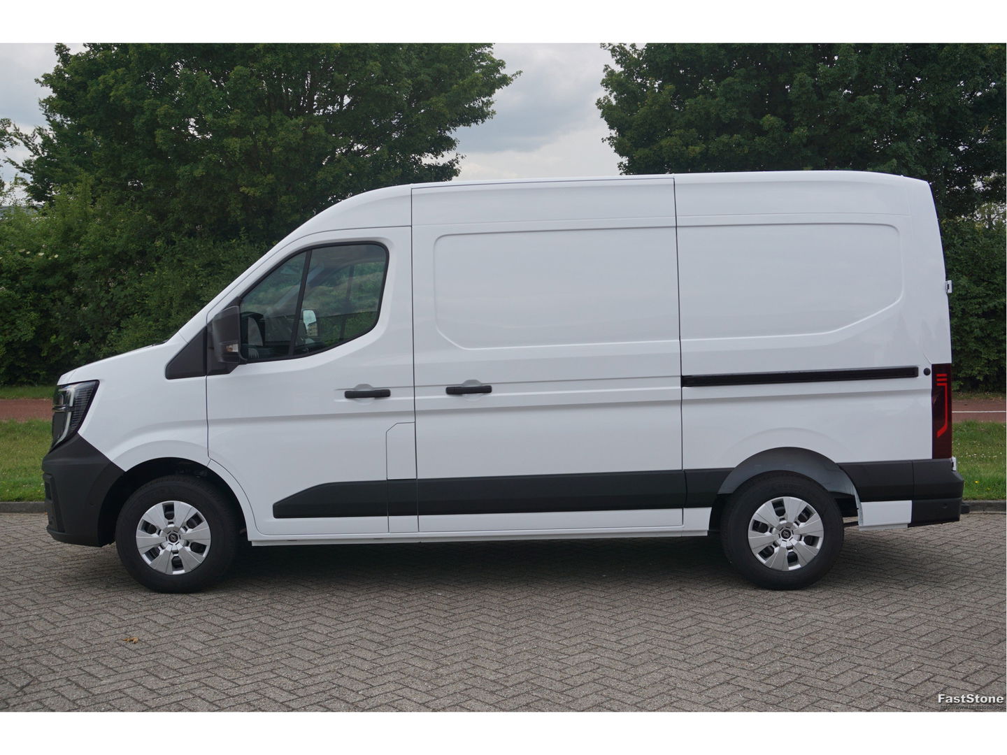 Renault Master T35 150PK Extra L2H2 BPM VRIJ!! 10" R-Link scherm, Camera, Trekhaak 2x schuifdeur!! NR. E527*