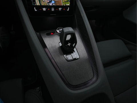 Polestar 2 Long Range Dual Motor Launch Edition 78kWh AWD [ 3-Fase ] (INCL-BTW) *PANO | NAVI-FULLMAP | HARMAN/KARDON-AUDIO | FULL-LED | KEYLESS | TOPVIEW | LANE-ASSIST | DIGI-COCKPIT | DAB+ | SPORT-SEATS | CARPLAY | TOWBAR | BLINDSPOT | 20''ALU*