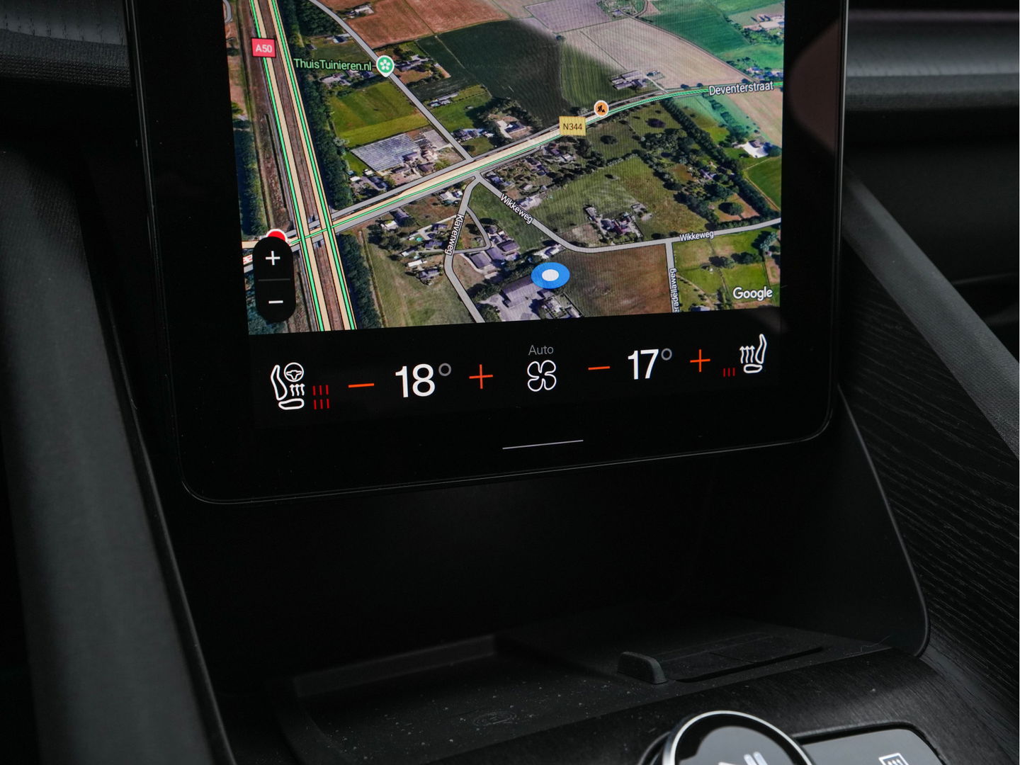 Polestar 2 Long Range Dual Motor Launch Edition 78kWh AWD [ 3-Fase ] (INCL-BTW) *PANO | NAVI-FULLMAP | HARMAN/KARDON-AUDIO | FULL-LED | KEYLESS | TOPVIEW | LANE-ASSIST | DIGI-COCKPIT | DAB+ | SPORT-SEATS | CARPLAY | TOWBAR | BLINDSPOT | 20''ALU*