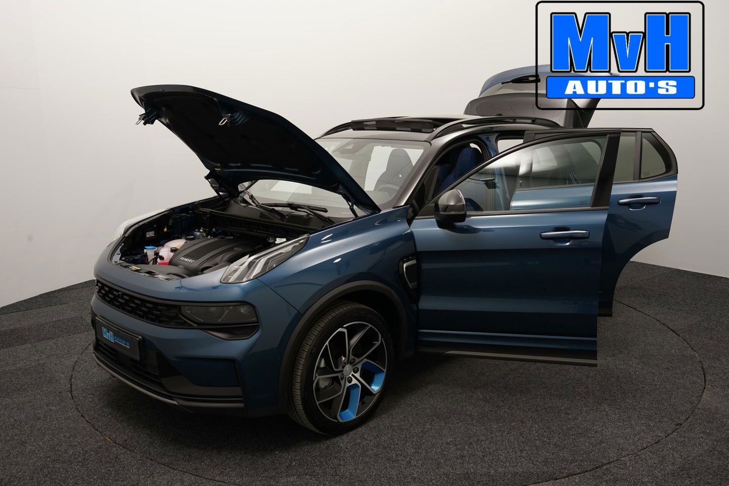 Lynk & Co 01 1.5 Plug-in Hybride|ZWARTE.HEMEL|360ºCAM|Black Edition|