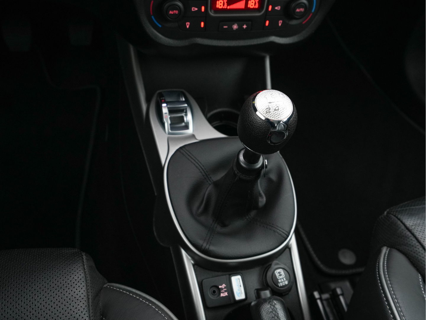 Alfa Romeo MiTo 1.3 JTDm ECO Essential *FULL-LEATHER | TOM-TOM-NAVI | SPORT-SEATS | ECC | PDC | CRUISE | 16''ALU*