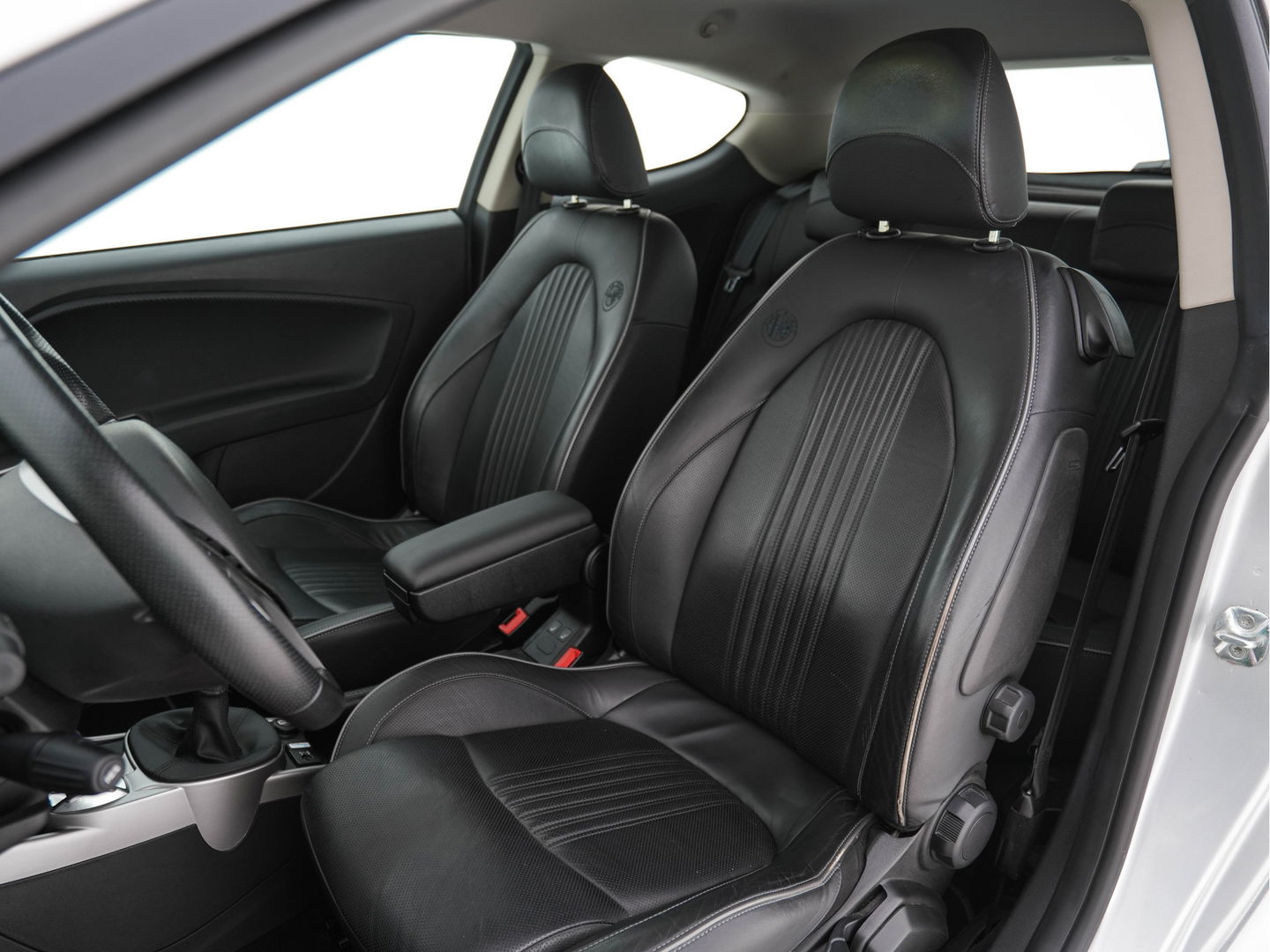 Alfa Romeo MiTo 1.3 JTDm ECO Essential *FULL-LEATHER | TOM-TOM-NAVI | SPORT-SEATS | ECC | PDC | CRUISE | 16''ALU*