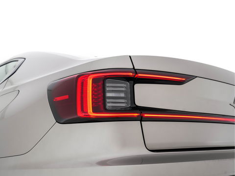 Polestar 2 Long Range Dual Motor Launch Edition 78kWh [ 3-Fase ] (INCL-BTW) *PANO | HARMAN/KARDON-AUDIO | FULL-LED | TOPVIEW | BLINDSPOT |  KEYLESS | MEMORY-PACK | ADAPT.CRUISE | CARPLAY | HEATED-SPORTSEATS | DIGI-COCKPIT | 20"ALU*