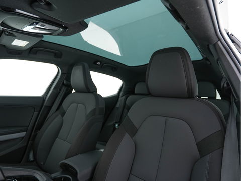 Polestar 2 Long Range Dual Motor Launch Edition 78kWh [ 3-Fase ] (INCL-BTW) *PANO | HARMAN/KARDON-AUDIO | FULL-LED | TOPVIEW | BLINDSPOT |  KEYLESS | MEMORY-PACK | ADAPT.CRUISE | CARPLAY | HEATED-SPORTSEATS | DIGI-COCKPIT | 20"ALU*