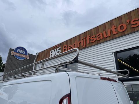 Ford Transit Custom 280 2.0 TDCI L1H1 Trend / vaste prijs rijklaar € 14.950 ex btw / euro 6 diesel / bpm vrij / lease vanaf € 252 / airco / cruise / navi / trekhaak / imperial / camera !