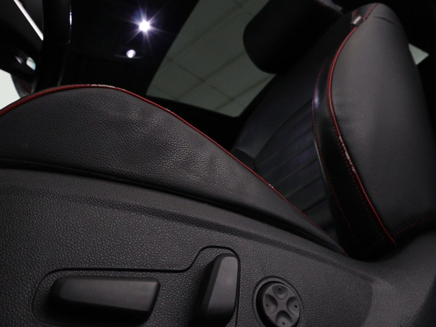 Kia Optima 1.6 T-GDI GT-Line | Panoramadak | Leder | Stoelventilatie | Adaptive cruise | 360 camera | Full LED | Keyless | Memory | Harman/Kardon | Park Assist