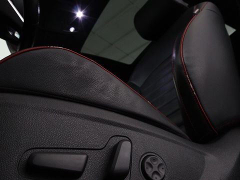 Kia Optima 1.6 T-GDI GT-Line | Panoramadak | Leder | Stoelventilatie | Adaptive cruise | 360 camera | Full LED | Keyless | Memory | Harman/Kardon | Park Assist