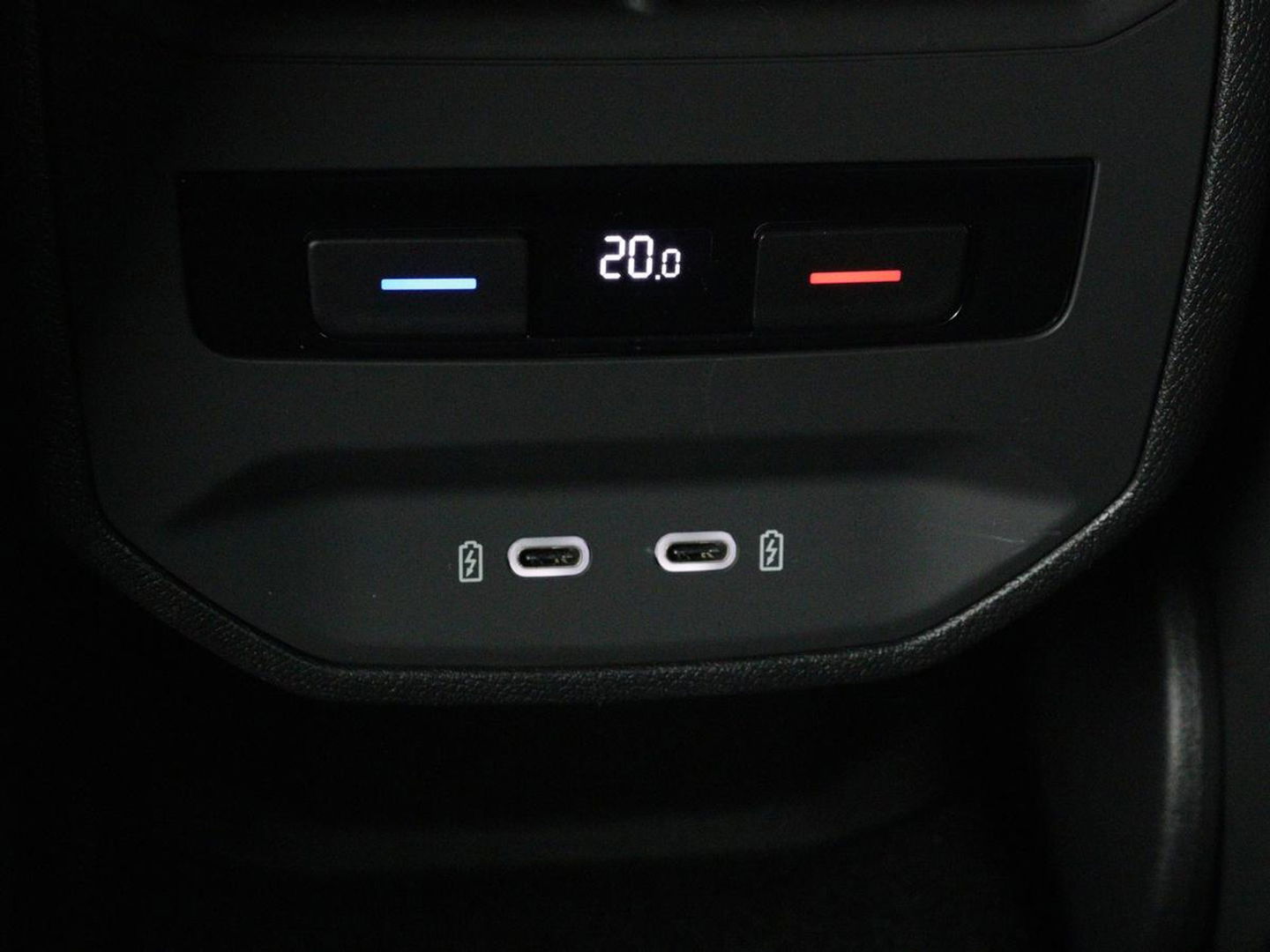 SEAT Leon 1.4 eHybrid PHEV FR | Stoel & stuurverwarming | Camera | Adaptive cruise | Carplay | Keyless | Sfeerverlichting | Memory | Half leder | Navigatie | Full LED