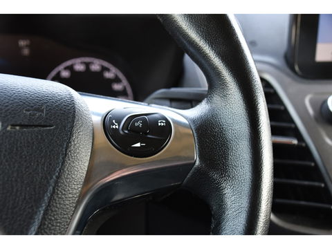 Ford Transit Connect 1.5 TDCI L1 Black Edition Camera, Cruise, Carplay, 100pk, Automaat, multimedia, Trekhaak, Stoelverwarming, Uniek!
