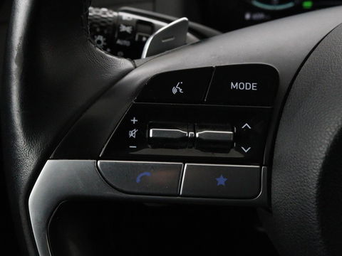 Hyundai Tucson 1.6 T-GDI HEV Premium | Leder | Stoelventilatie | Adaptive cruise | 360 camera | Carplay | Stuurverwarming | Memory | Navigatie | Full LED