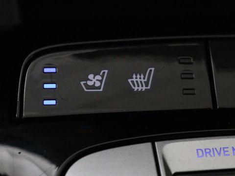 Hyundai Tucson 1.6 T-GDI HEV Premium | Leder | Stoelventilatie | Adaptive cruise | 360 camera | Carplay | Stuurverwarming | Memory | Navigatie | Full LED