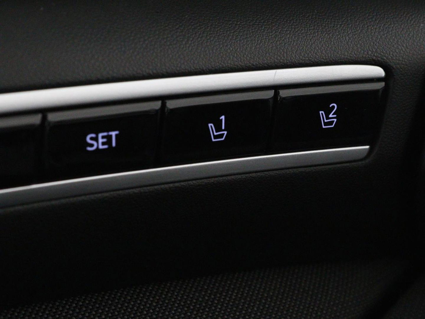 Hyundai Tucson 1.6 T-GDI HEV Premium | Leder | Stoelventilatie | Adaptive cruise | 360 camera | Carplay | Stuurverwarming | Memory | Navigatie | Full LED