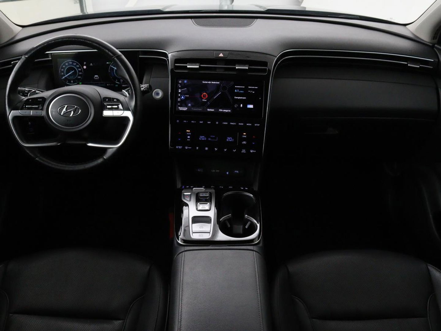 Hyundai Tucson 1.6 T-GDI HEV Premium | Leder | Stoelventilatie | Adaptive cruise | 360 camera | Carplay | Stuurverwarming | Memory | Navigatie | Full LED