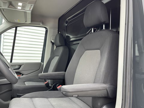 Volkswagen Crafter 35 2.0 TDI 140pk L3H2 Comfortline / vaste prijs rijklaar € 21.950 ex btw / lease vanaf € / airco / cruise / navi / achteruit rijcamera / euro 6 / bpm vrij !