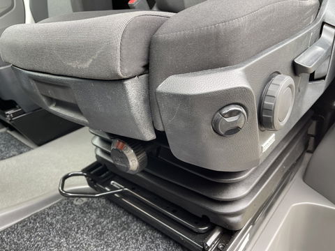 Volkswagen Crafter 35 2.0 TDI 140pk L3H2 Comfortline / vaste prijs rijklaar € 21.950 ex btw / lease vanaf € / airco / cruise / navi / achteruit rijcamera / euro 6 / bpm vrij !