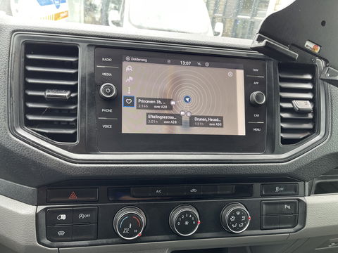 Volkswagen Crafter 35 2.0 TDI 140pk L3H2 Comfortline / vaste prijs rijklaar € 21.950 ex btw / lease vanaf € / airco / cruise / navi / achteruit rijcamera / euro 6 / bpm vrij !