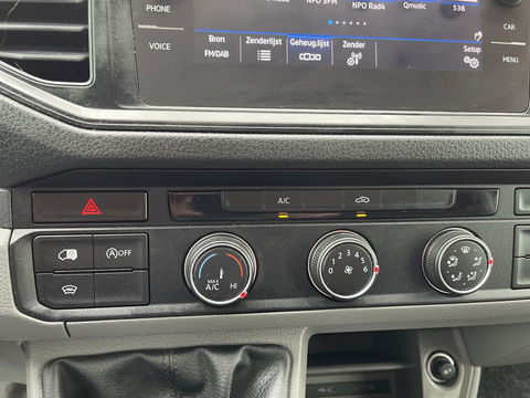Volkswagen Crafter 35 2.0 TDI 140pk L3H2 Comfortline / vaste prijs rijklaar € 21.950 ex btw / lease vanaf € / airco / cruise / navi / achteruit rijcamera / euro 6 / bpm vrij !