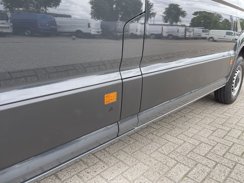 Volkswagen Crafter 35 2.0 TDI 140pk L3H2 Comfortline / vaste prijs rijklaar € 21.950 ex btw / lease vanaf € / airco / cruise / navi / achteruit rijcamera / euro 6 / bpm vrij !