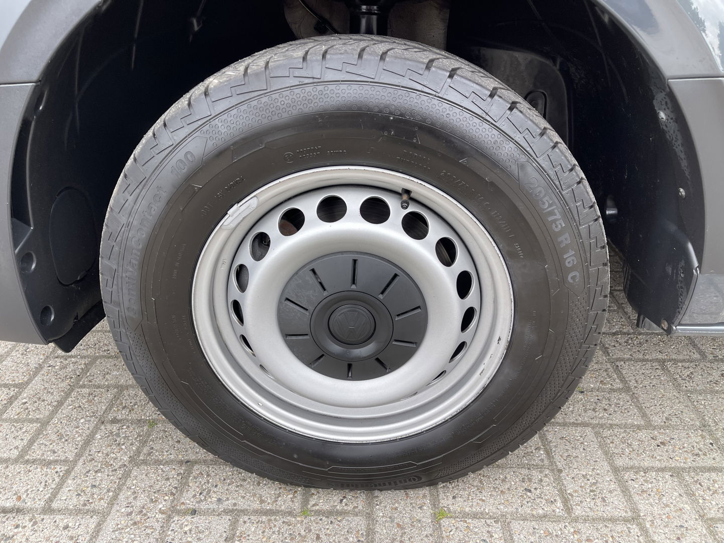 Volkswagen Crafter 35 2.0 TDI 140pk L3H2 Comfortline / vaste prijs rijklaar € 21.950 ex btw / lease vanaf € / airco / cruise / navi / achteruit rijcamera / euro 6 / bpm vrij !