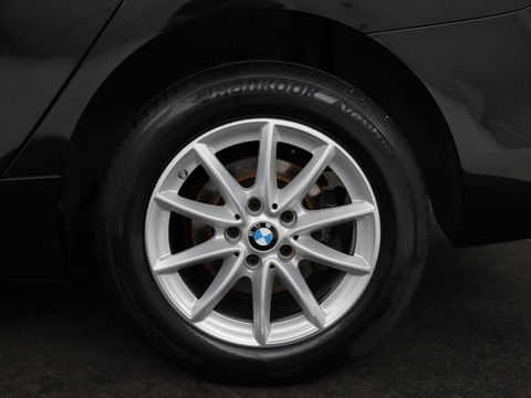 BMW 2 Serie Gran Tourer 218d Advantage | Sportstoelen | Stoelverwarming | Navigatie | Bluetooth | Parkeerhulp | Climate control | Cruise control