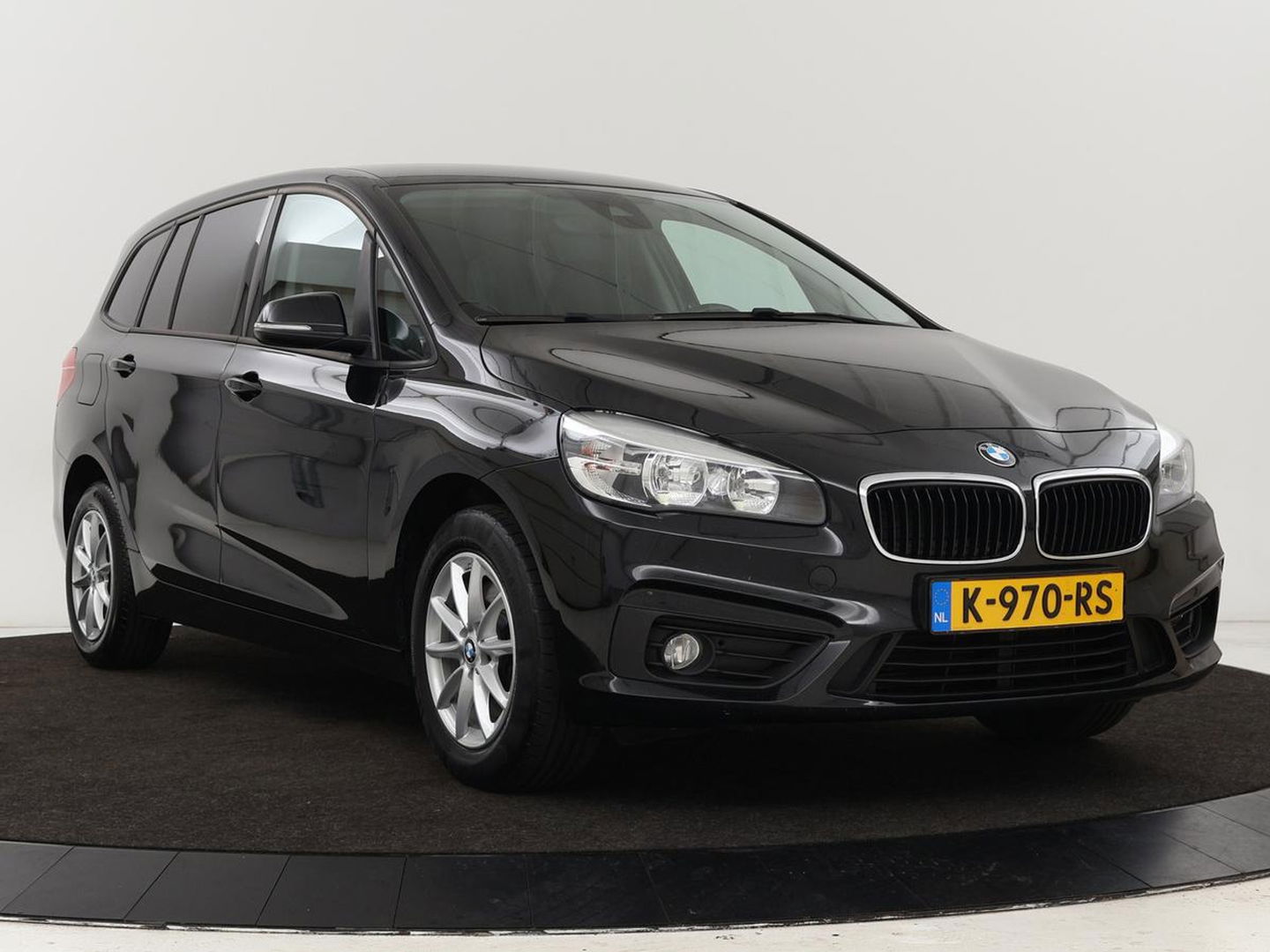 BMW 2 Serie Gran Tourer 218d Advantage | Sportstoelen | Stoelverwarming | Navigatie | Bluetooth | Parkeerhulp | Climate control | Cruise control