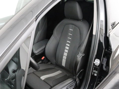BMW 2 Serie Gran Tourer 218d Advantage | Sportstoelen | Stoelverwarming | Navigatie | Bluetooth | Parkeerhulp | Climate control | Cruise control